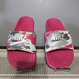 Nike Womens Hot Pink Camo Slide Sandals with Silver Logo